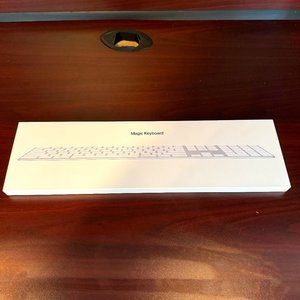 Apple - Magic Keyboard with Numeric Keypad - US English